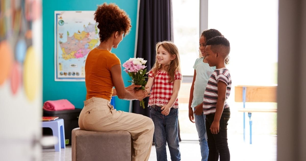 30 Teacher Appreciation Week Gift Ideas for 2023