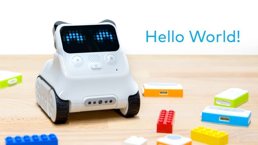 Experience AI and IoT with a Smart Educational Robot!